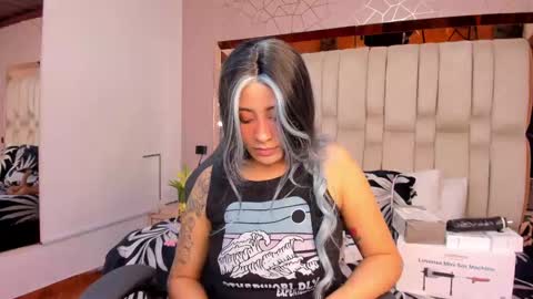  TYLA  online show from 02.21.25