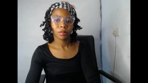 Snapshot of tylaluv chatting on 04.12.26 Jelena online show from 04.12.26