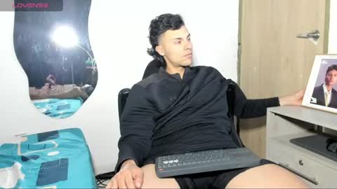 tyler_axel online show from 07.06.26