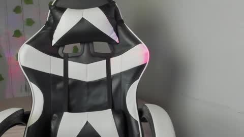 Snapshot of tyler_garcia_ chatting on 02.11.25 Tyler Garcia online show from 02.11.25