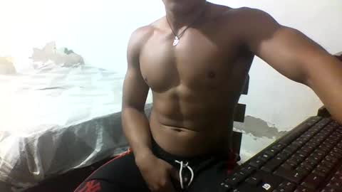 Snapshot of tyler_gold823 chatting on 02.03.25 Tyler online show from 02.03.25