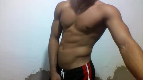 Snapshot of tyler_gold823 chatting on 02.13.25 Tyler online show from 02.13.25