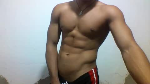 Snapshot of tyler_gold823 chatting on 02.18.25 Tyler online show from 02.18.25