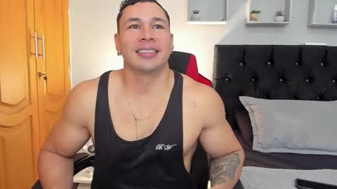 Snapshot of tyler_hank1 chatting on 03.28.26 tyler_hank1 online show from 03.28.26