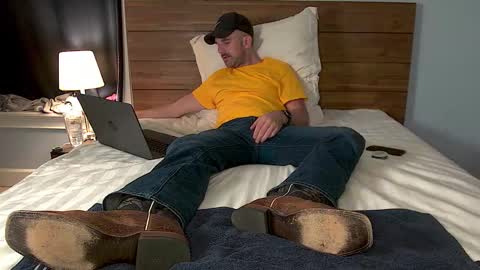 TylerLogan813 online show from 09.13.25