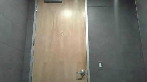 Snapshot of tylerweist727678265 chatting on 05.16.26 tylerweist727678265 online show from 05.16.26