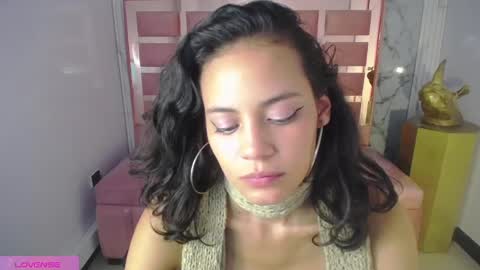 Snapshot of tyna_ch chatting on 02.18.25 TYNA online show from 02.18.25