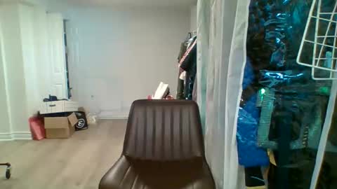 Snapshot of typespirit chatting on 01.11.26 typespirit online show from 01.11.26