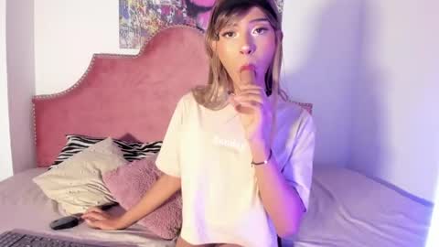 Tyra pretty Honey online show from 06.07.26