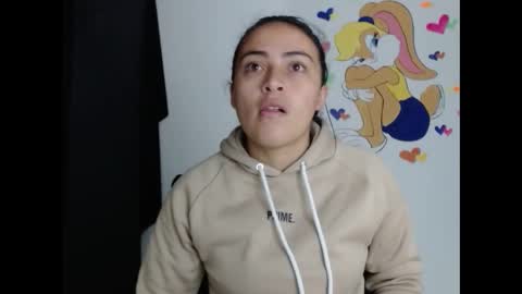 tyrahot_ online show from 12.01.25