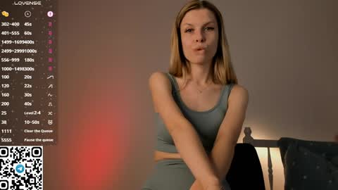 Christine 3 Next broadcast tomorrow at 2100 GMT 5 online show from 03.26.26