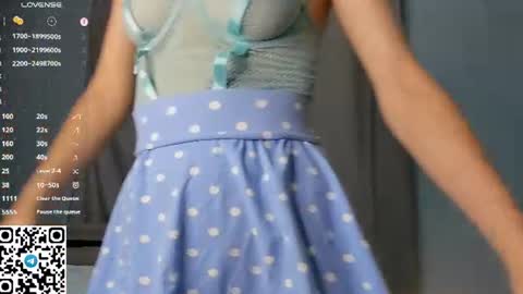 Snapshot of tyty_pupu chatting on 07.27.26 Christine 3 Next broadcast tomorrow at 2100 GMT 5 online show from 07.27.26