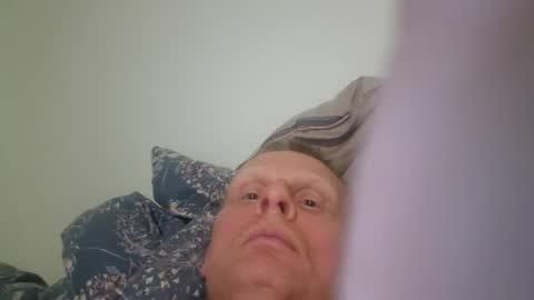 Snapshot of u2232739082 chatting on 11.23.25 u2232739082 online show from 11.23.25