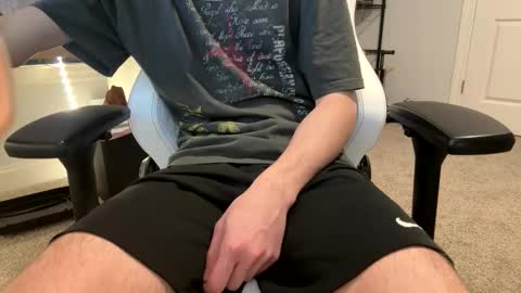 Love Lain online show from 02.16.26