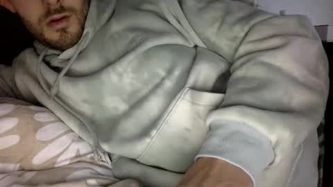 Snapshot of ukboy08x chatting on 02.19.26 ukboy08x online show from 02.19.26