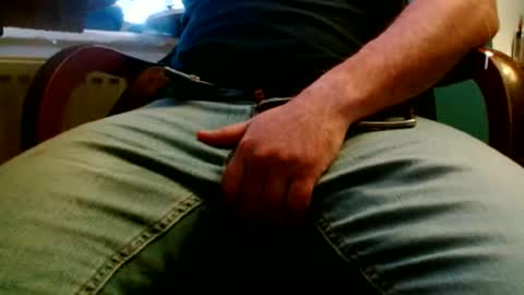 ukclive online show from 10.20.25