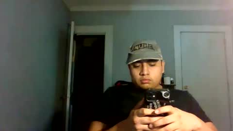 Snapshot of ukelelexd chatting on 03.04.25 RickAoR19 online show from 03.04.25