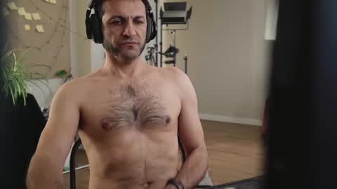 ultratoaster online show from 03.10.25