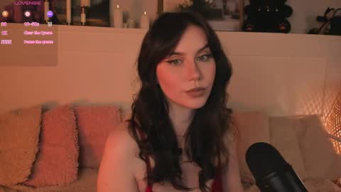 Una  online show from 04.17.26