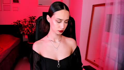 Snapshot of unaericaabistrong chatting on 01.25.25 unaericaabistrong online show from 01.25.25