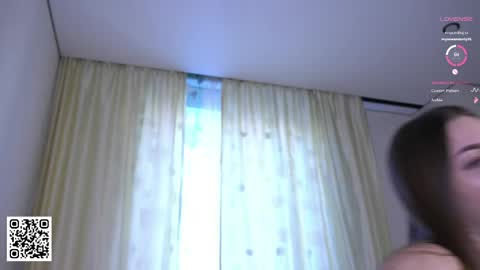 Snapshot of unbunny chatting on 05.30.26 Anna online show from 05.30.26