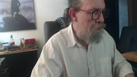 Uncle Hottie online show from 07.04.26