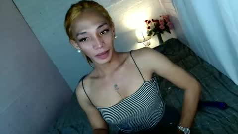 LOVELY JANE online show from 05.02.26
