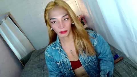 LOVELY JANE online show from 05.04.26