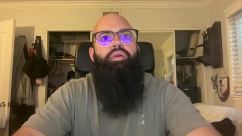 Snapshot of uncutbeard129840 chatting on 09.26.25 uncutbeard129840 online show from 09.26.25