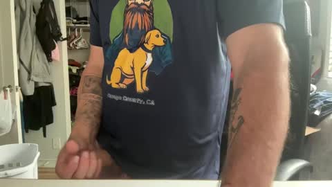 Snapshot of uncutbeard129840 chatting on 10.01.25 uncutbeard129840 online show from 10.01.25