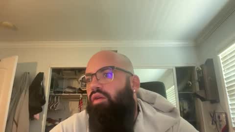 Snapshot of uncutbeard129840 chatting on 10.16.25 uncutbeard129840 online show from 10.16.25