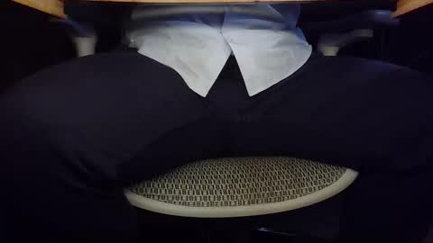 Under the desk online show from 02.17.26