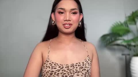 Lily online show from 05.22.26
