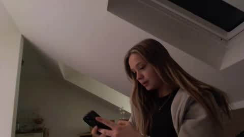 YCouple online show from 01.31.26