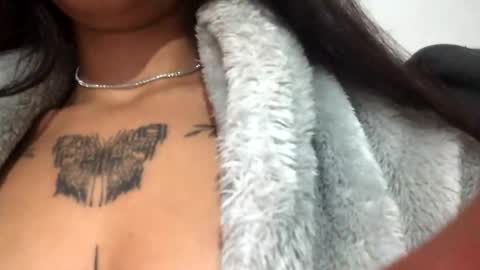 Snapshot of unknoown98 chatting on 12.02.24 unknoown98 online show from 12.02.24