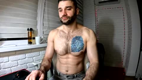 Snapshot of unnknow2024 chatting on 04.15.26 SlavaVibes online show from 04.15.26