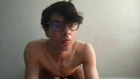 Snapshot of upsetboy chatting on 09.08.25 deaf mute boy online show from 09.08.25