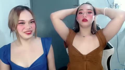 Snapshot of ur_anarosesexdoll chatting on 02.04.25 anarose online show from 02.04.25