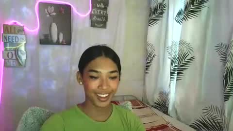 ur_dazzlingmorenaxx online show from 04.17.26