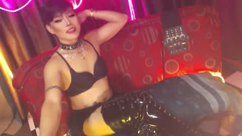 MISS ANNA online show from 02.11.26