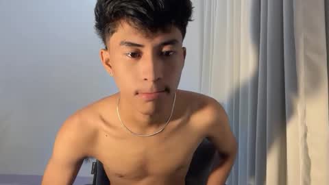 ur_fuckerbttm online show from 11.29.25