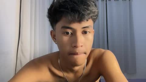 ur_fuckerbttm online show from 11.30.25