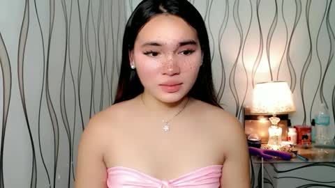 QUEENSY online show from 10.11.25