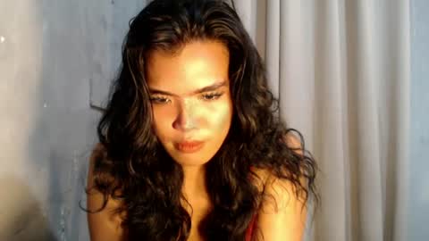 Snapshot of ur_krissyxxx chatting on 07.15.26 kriss online show from 07.15.26