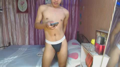 ur_shan21 online show from 12.04.25