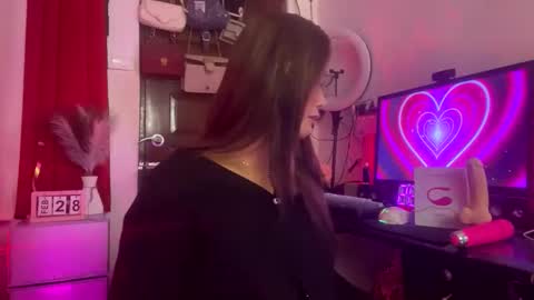 HelloIm  Girly online show from 03.01.26