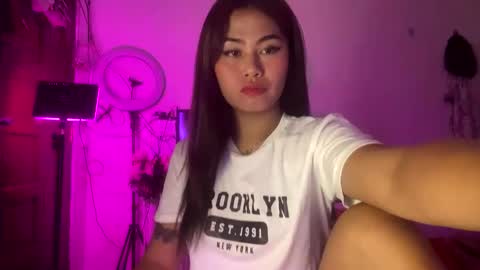 HelloIm  Girly online show from 04.07.26