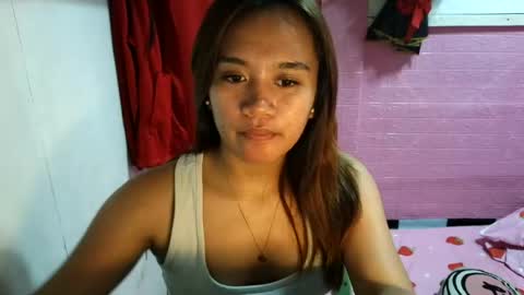Snapshot of ur_wetwife chatting on 07.19.26 ur_wetwife online show from 07.19.26