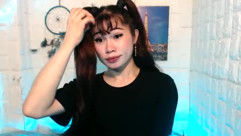 Snapshot of urasian_khalifa21 chatting on 06.21.26 Shirley online show from 06.21.26