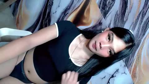 Snapshot of urasian_latinaxxx chatting on 06.06.26 urasian_latinaxxx online show from 06.06.26